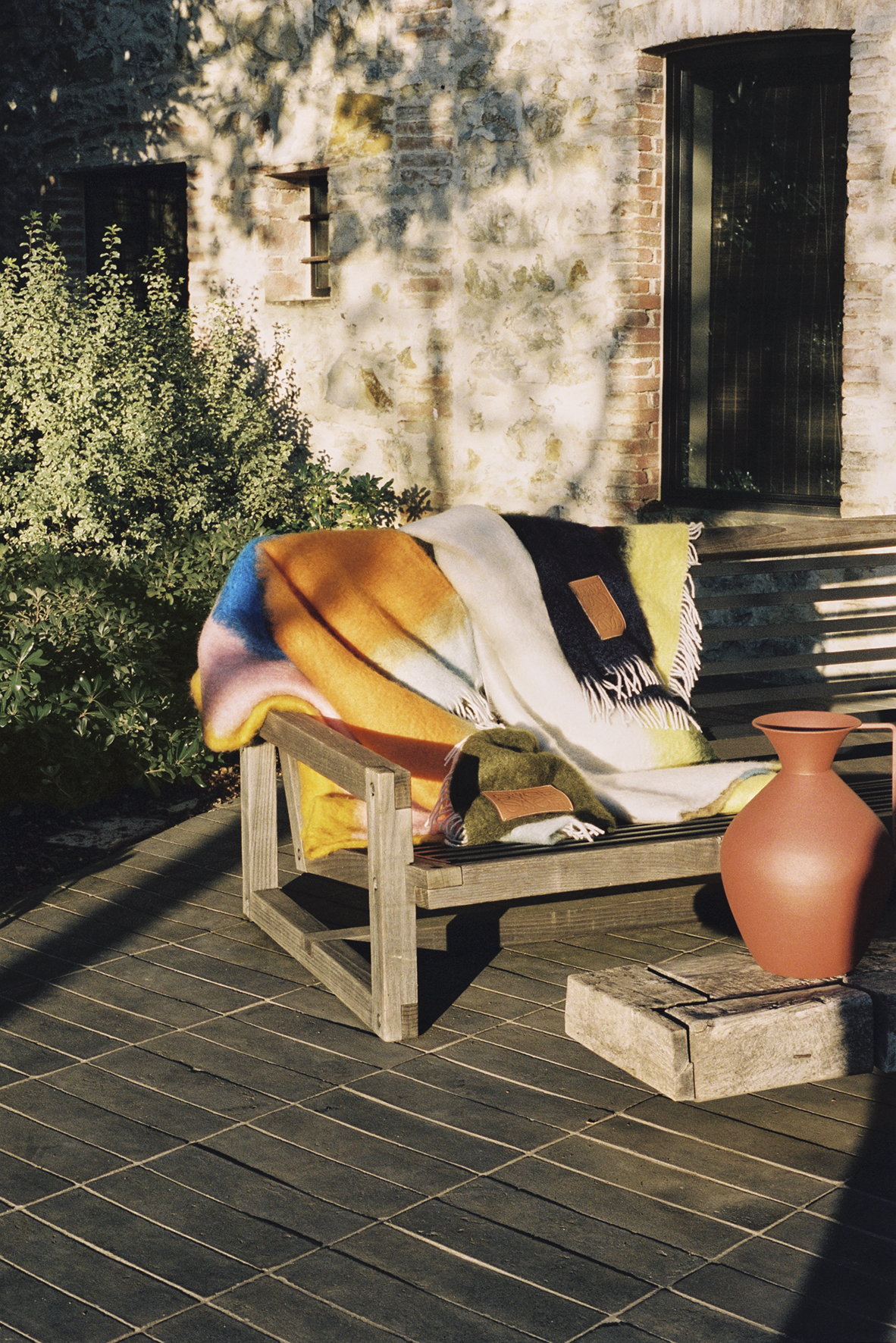 Plush74-location-mytheresa-myt-homeedit-italy-vintage-retro-clean-wood-furniture-campaign-shoot-photo-scouting5